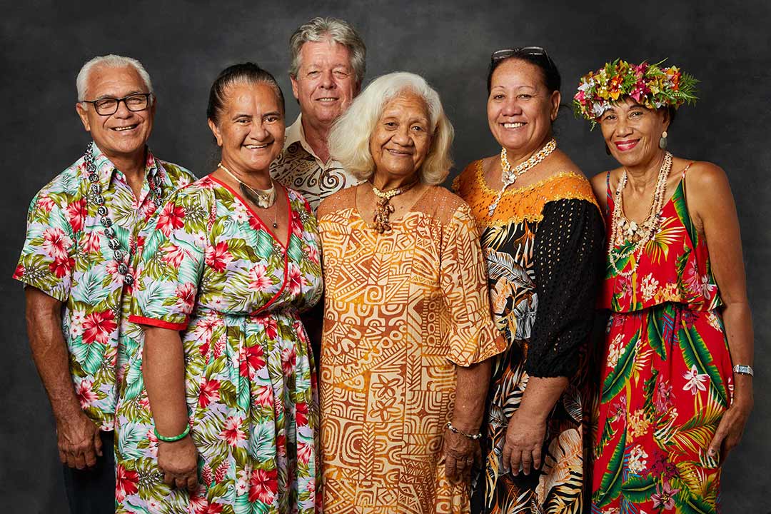 photographe portrait Tahiti photo de famille @myrealportrait by Laurent Loussan